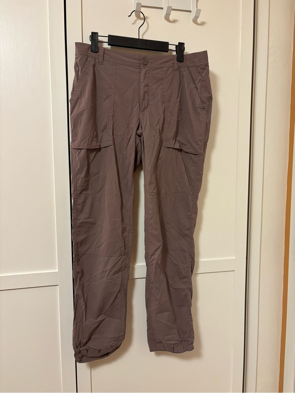 REI Women's Sahara hiking Pants - Taupe Brown